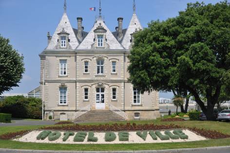 Le Pouliguen - Hotel de Ville